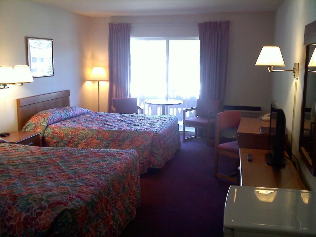 Carriage House Motor Inn Lake Placid Quarto foto